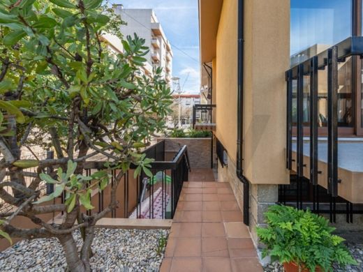 Maison de luxe à vendre à Maia, 680 000 €, Photo 2