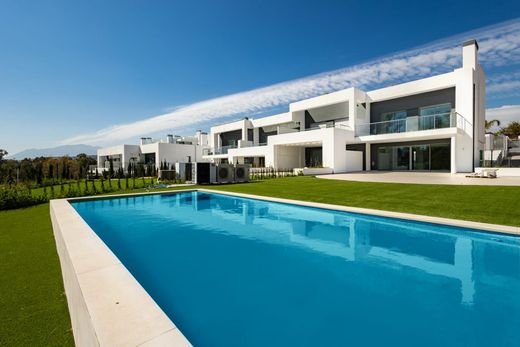 Maison de luxe à vendre à Marbella, 1 325 000 €, Photo 3