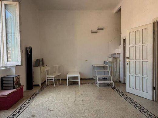 Luxury Apartment for sale in Rome, 728 000 €, Photo 5