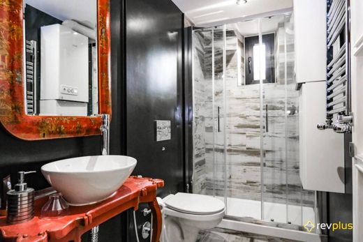 Luxury Apartment for sale in Rome, 770 000 €, Photo 3
