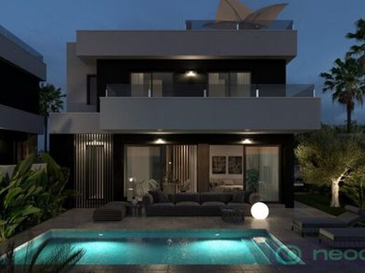 Maison de luxe à vendre à Alicante, 799 000 €, Photo 3
