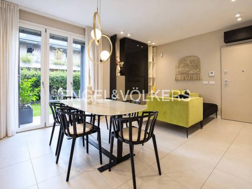 Appartement de luxe à vendre à Bologna, 590 000 €, Photo 2