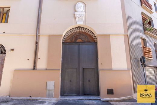 Appartement de luxe à vendre à Palermo, 425 000 €, Photo 2