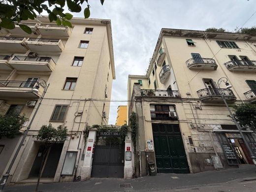 Appartement de luxe à vendre à Salerno, 890 000 €, Photo 2