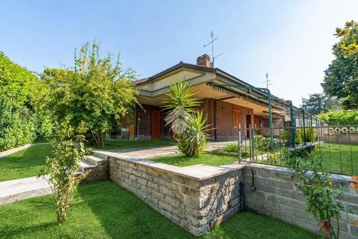 Maison de luxe à vendre à Grottaferrata, 1 000 000 €, Photo 2