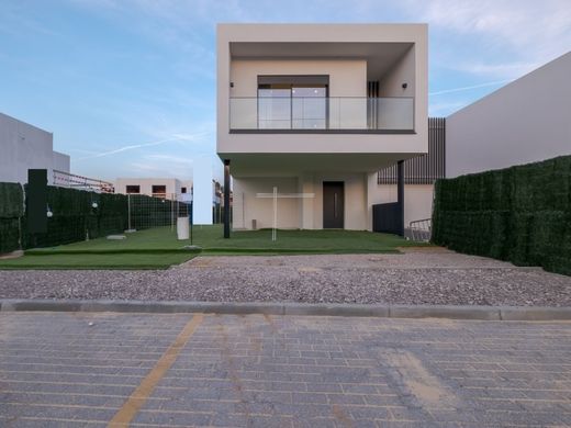 Maison de luxe à vendre à Seixal, 695 000 €, Photo 2
