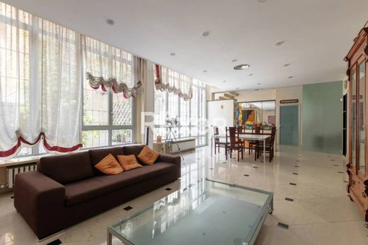 Luxury Apartment for sale in Milan, 2 918 000 €, Photo 3