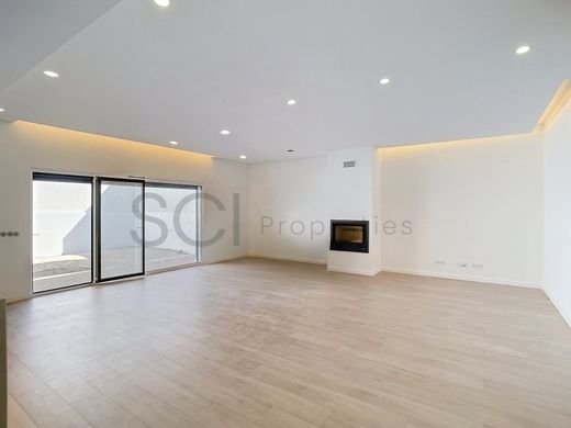 Maison de luxe à vendre à Seixal, 630 000 €, Photo 3
