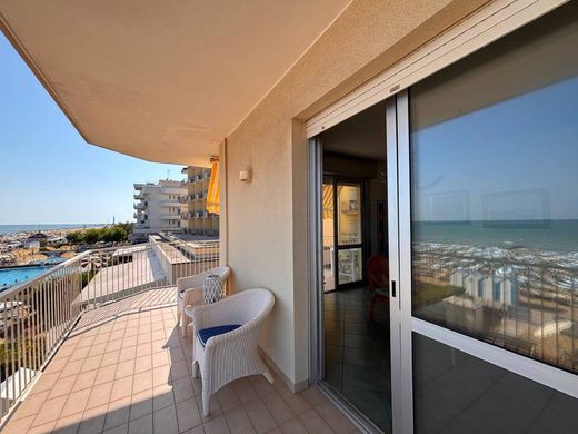 Appartement de luxe à vendre à Iesolo, 650 000 €, Photo 3