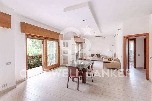Luxury Apartment for sale in Rome, 550 000 €, Photo 3