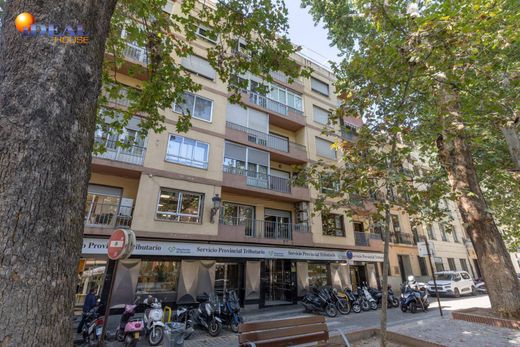 Luxury Apartment for sale in Granada, 485 000 €, Photo 3