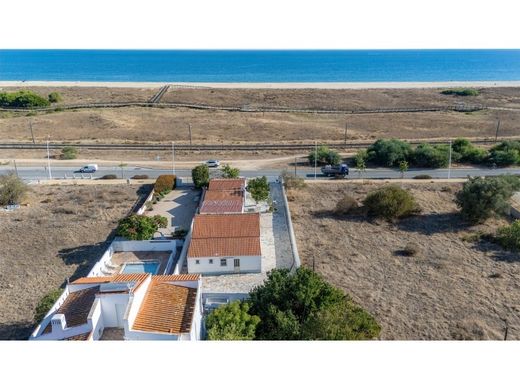 Luxury House for sale in Lagos, 1 150 000 €, Photo 4