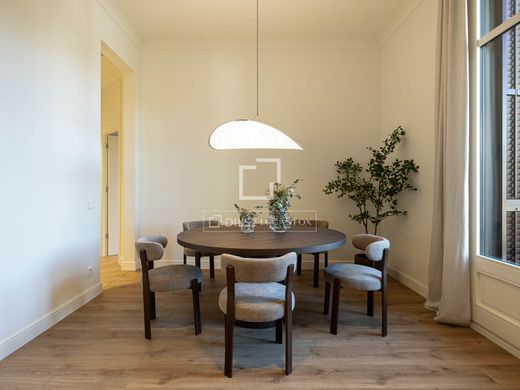 Luxury Apartment for sale in Barcelona, 1 295 000 €, Photo 4