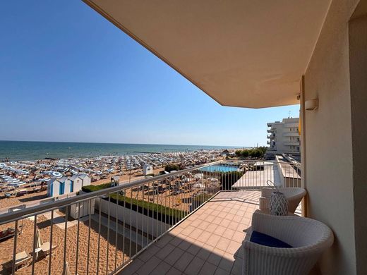 Appartement de luxe à vendre à Iesolo, 650 000 €, Photo 4