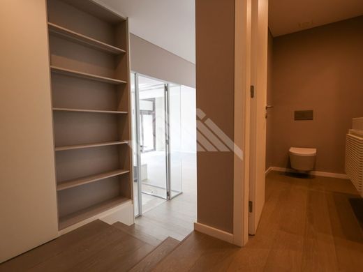 Luxury Apartment for sale in Vila Nova de Gaia, 735 000 €, Photo 4