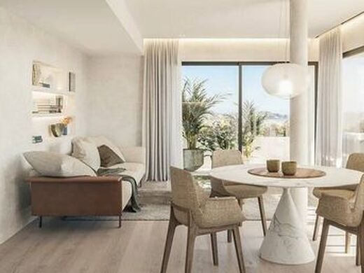 Luxury Apartment for sale in Estepona, 625 000 €, Photo 4