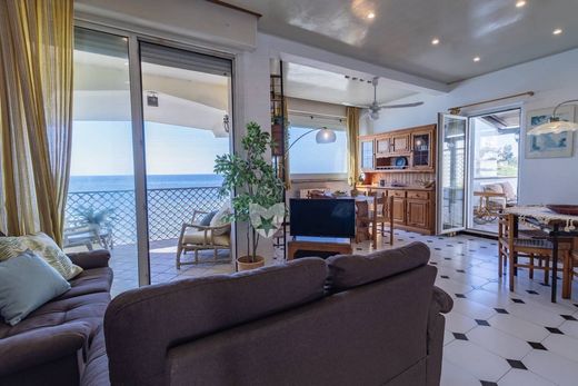 Luxury House for sale in Santa Marinella, 1 030 000 €, Photo 5