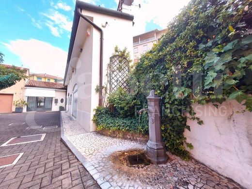 Luxury House for sale in Treviso, 950 000 €, Photo 5