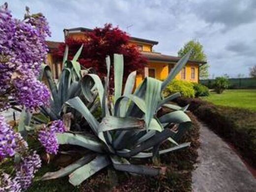 Luxury House for sale in Brugine, 480 000 €, Photo 5