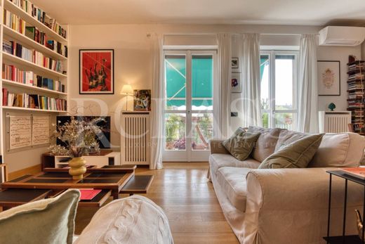 Luxury Apartment for sale in Milan, 1 230 000 €, Photo 5