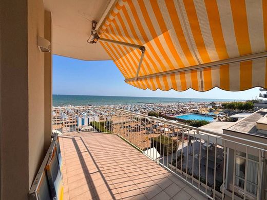 Appartement de luxe à vendre à Iesolo, 650 000 €, Photo 6