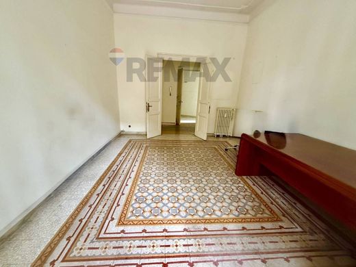 Luxury Apartment for sale in Rome, 748 000 €, Photo 7