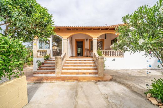 Luxury House for sale in Llucmajor, 559 000 €, Photo 1