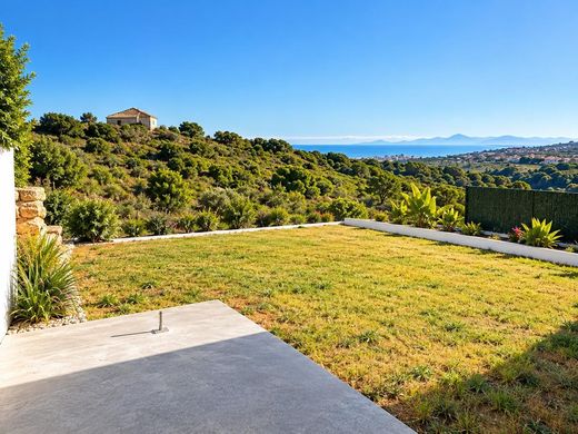 Maison de luxe à vendre à Casares, 430 000 €, Photo 2