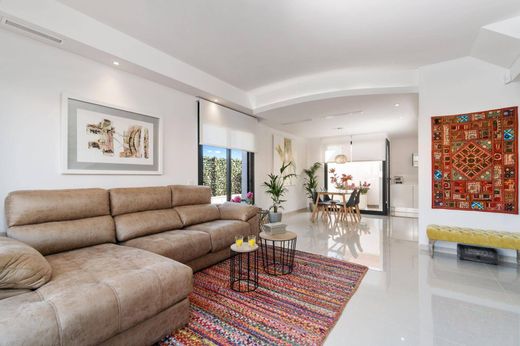 Luxury House for sale in Los Montesinos, 535 000 €, Photo 5