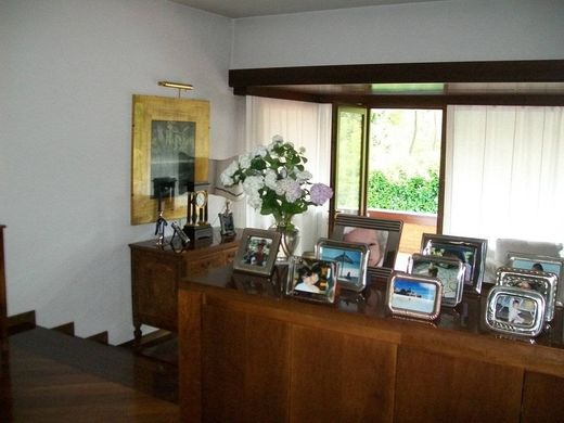 Luxury Apartment for sale in Milan, 2 650 000 €, Photo 2