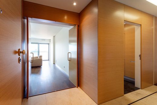 Luxury Apartment for sale in Lisbon, 875 000 €, Photo 2