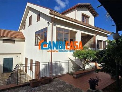 Luxury House for sale in Palermo, 930 000 €, Photo 3
