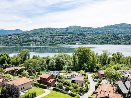 Maison de luxe à vendre à Annone Di Brianza, 650 000 €, Photo 3