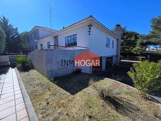 Maison de luxe à vendre à Ávila, 695 000 €, Photo 3