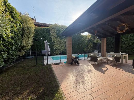 Maison de luxe à vendre à Collecchio, 610 000 €, Photo 4