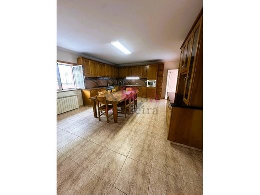 Luxury House for sale in Santa Maria Da Feira, 475 000 €, Photo 4