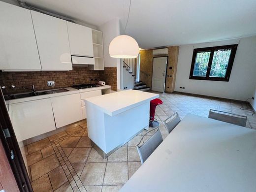 Maison de luxe à vendre à Zola Predosa, 468 000 €, Photo 5