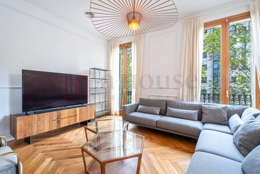 Appartement de luxe à vendre à Barcelona, 875 000 €, Photo 5