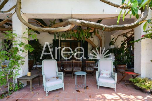 Luxury House for sale in Sant Andreu de Llavaneres, 1 100 000 €, Photo 5
