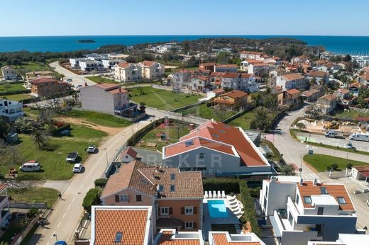 Maison de luxe à vendre à Porec, 859 000 €, Photo 6