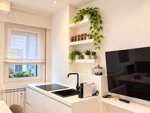 Luxury Apartment for sale in Milan, 420 000 €, Photo 4