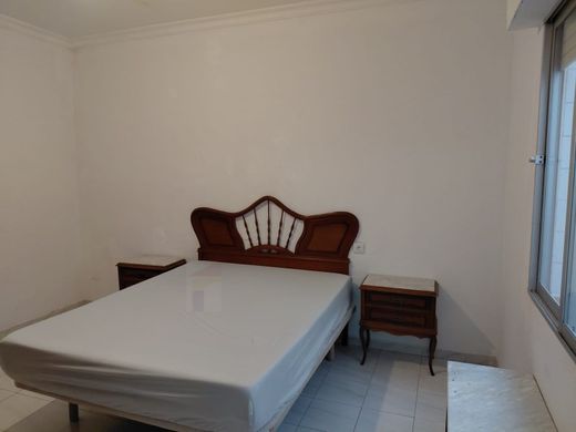 Luxury House for sale in Badajoz, 450 000 €, Photo 6