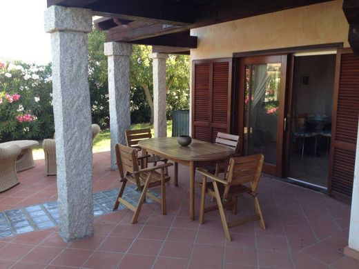 Luxury House for sale in Budoni, 1 300 000 €, Photo 3