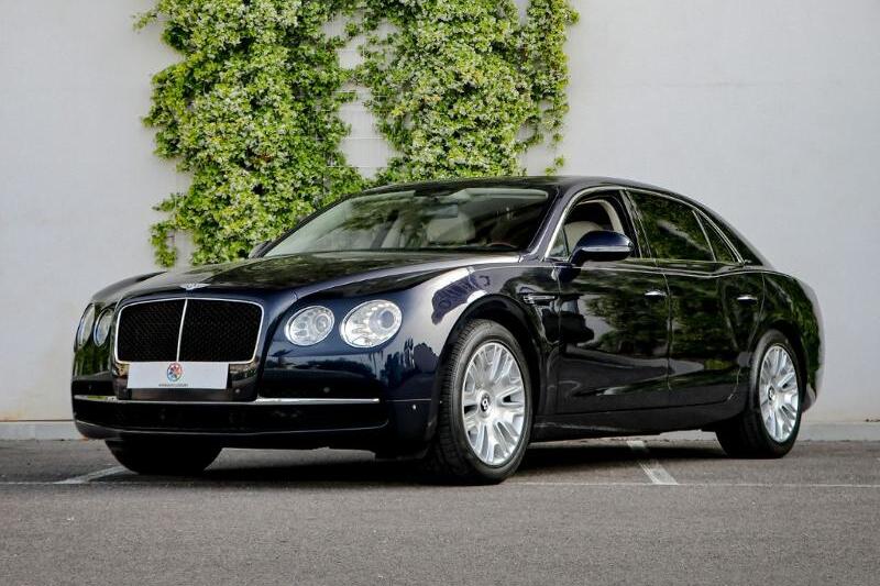 Photo de la voiture précédente Bentley Flying Spur