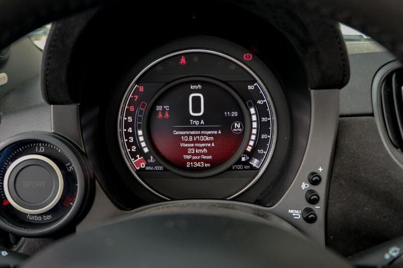 Photo N°14 de la voiture Abarth 500C
