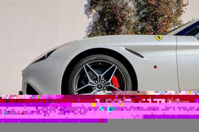 Photo N°6 de la voiture Ferrari California
