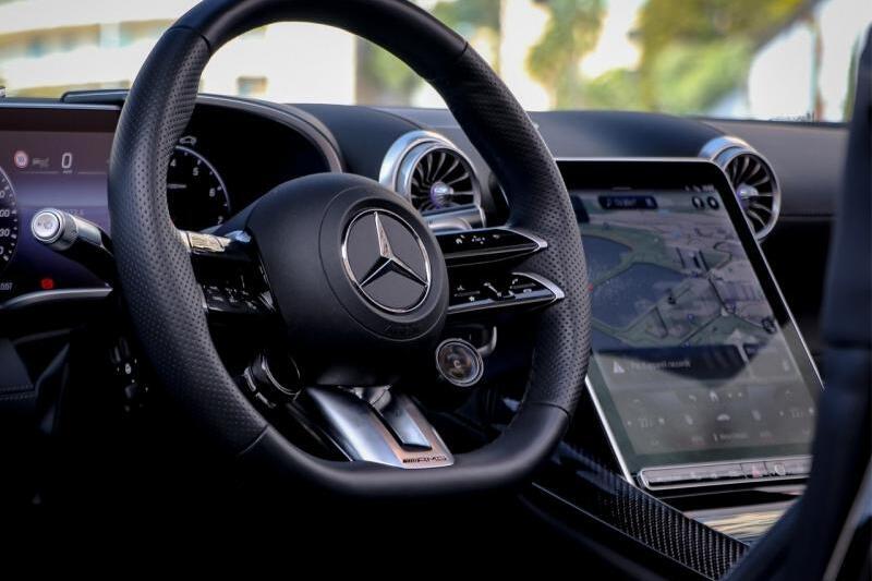 Photo N°13 de la voiture Mercedes-Benz Classe SL