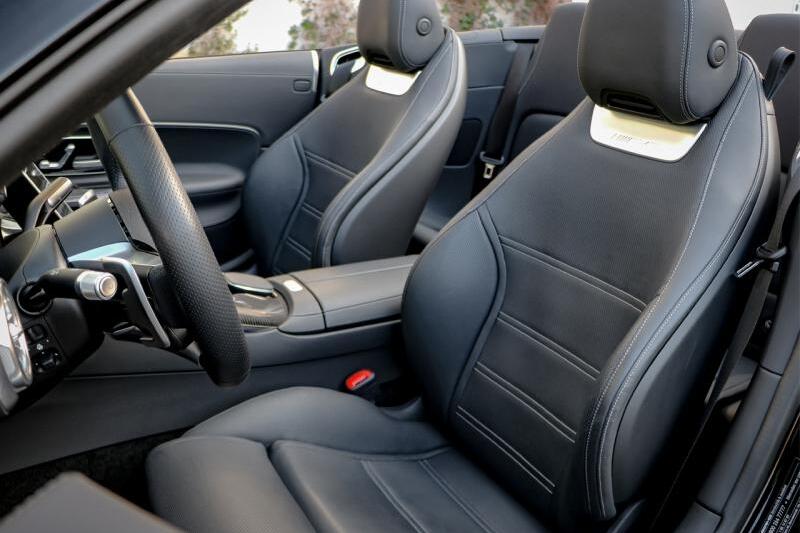 Photo N°4 de la voiture Mercedes-Benz Classe SL
