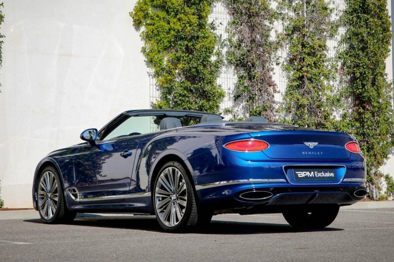 Photo N°9 de la voiture Bentley CONTINENTAL GTC