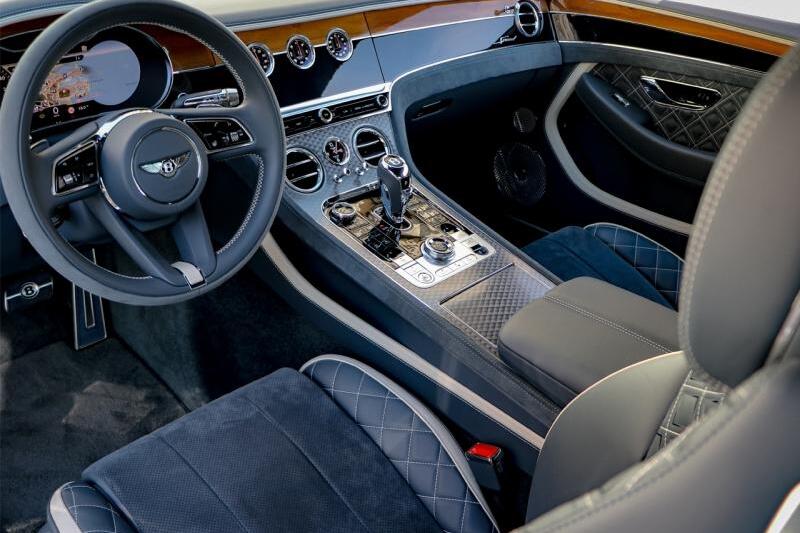Photo N°13 de la voiture Bentley CONTINENTAL GTC